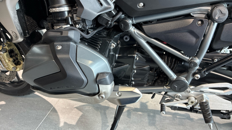 (23MY) BMW R1250 R SE